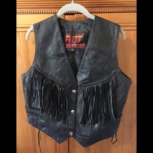 Women’s XL leather vest.  Black.